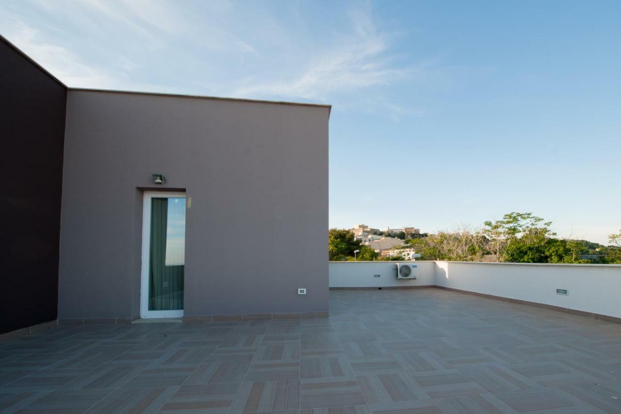 La Terrazza Di Harmakhis Hotell Partanna Exteriör bild