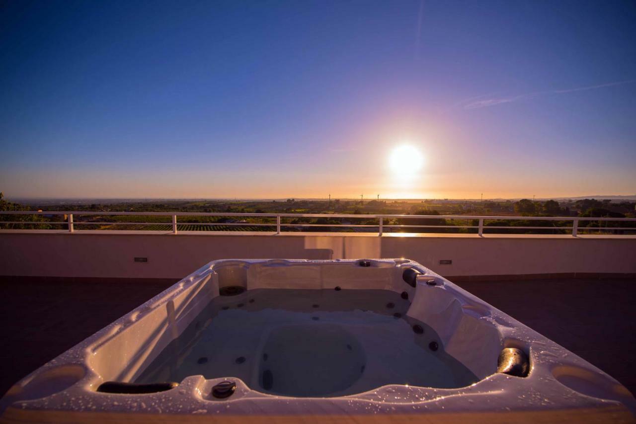 La Terrazza Di Harmakhis Hotell Partanna Exteriör bild