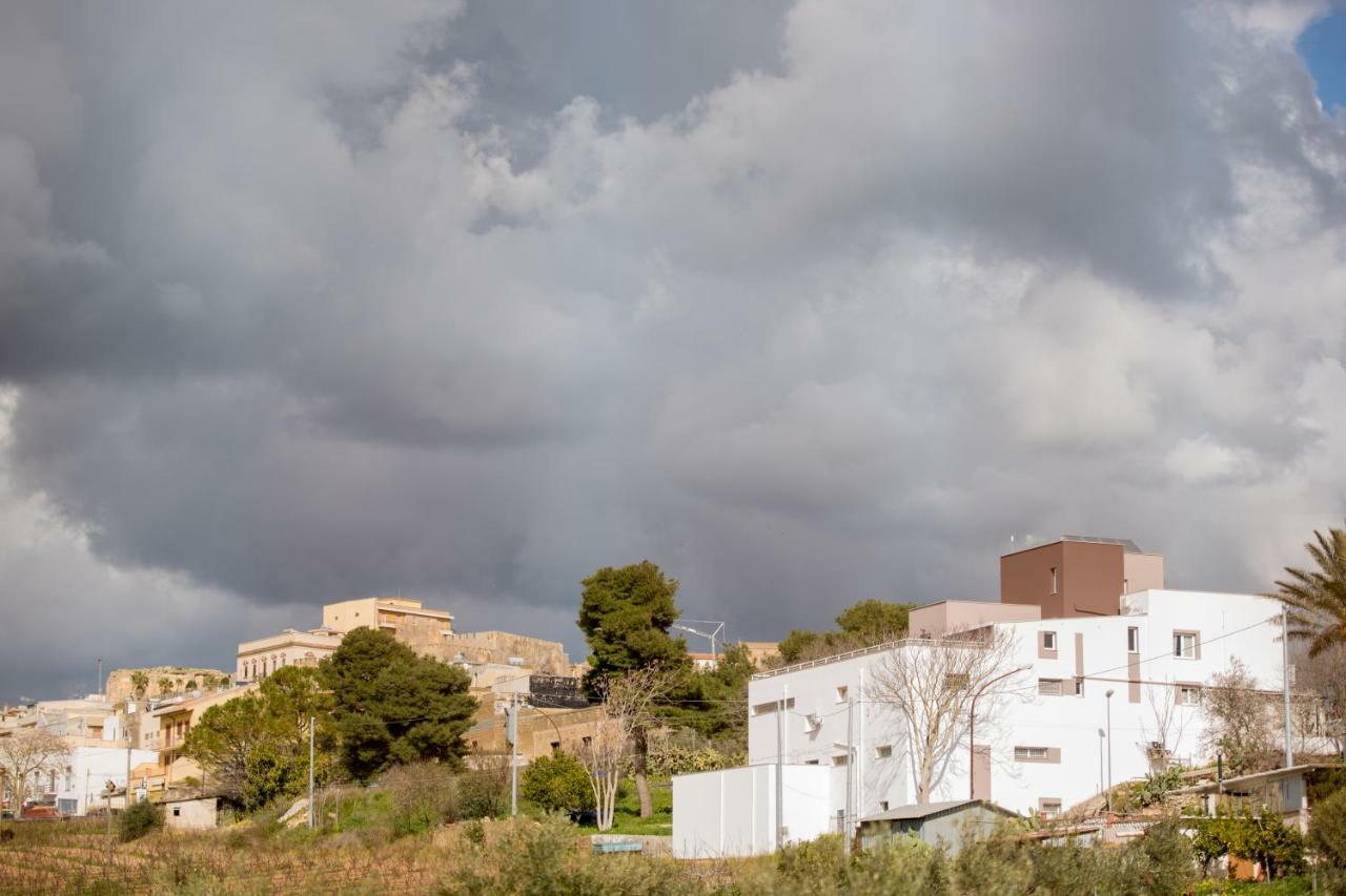 La Terrazza Di Harmakhis Hotell Partanna Exteriör bild