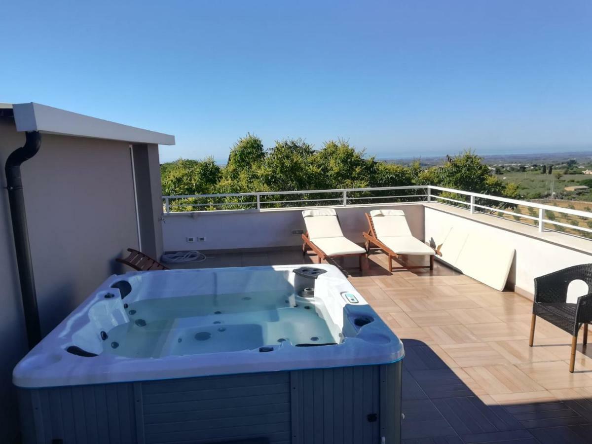 La Terrazza Di Harmakhis Hotell Partanna Exteriör bild